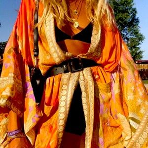 MERMAID KIMONO BEAUTIFUL MERMAID SEASHELL PRINT MULTI COLOR BOUTIQUE PIECE S,L